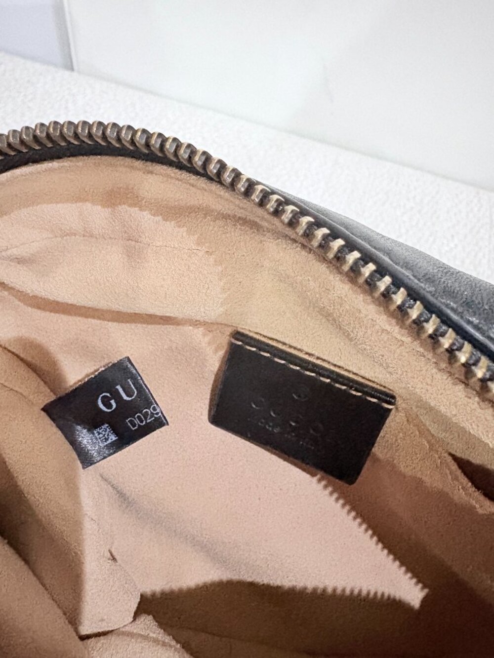 Gucci GG Marmont mini camera bag - Picture 14 of 14